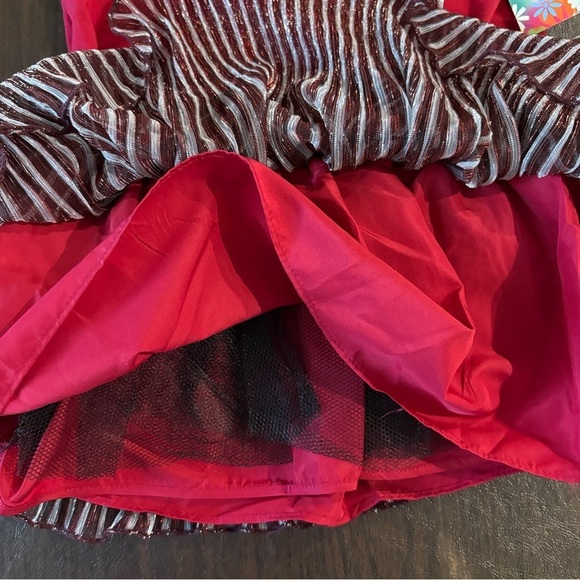 Elegant Red Kids Formal Dress Size 4 - Picture 4 of 6